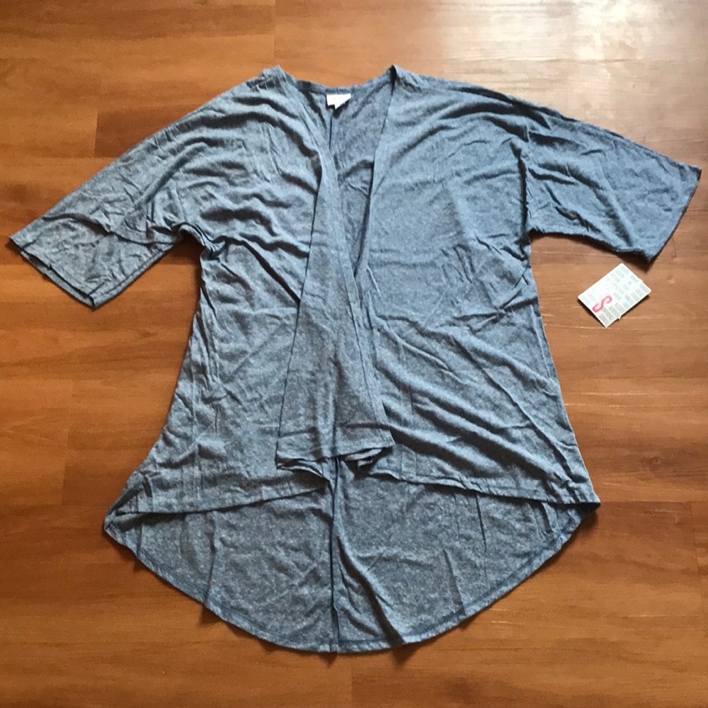 New LuLaRoe Lindsay Cardigan. Size Small